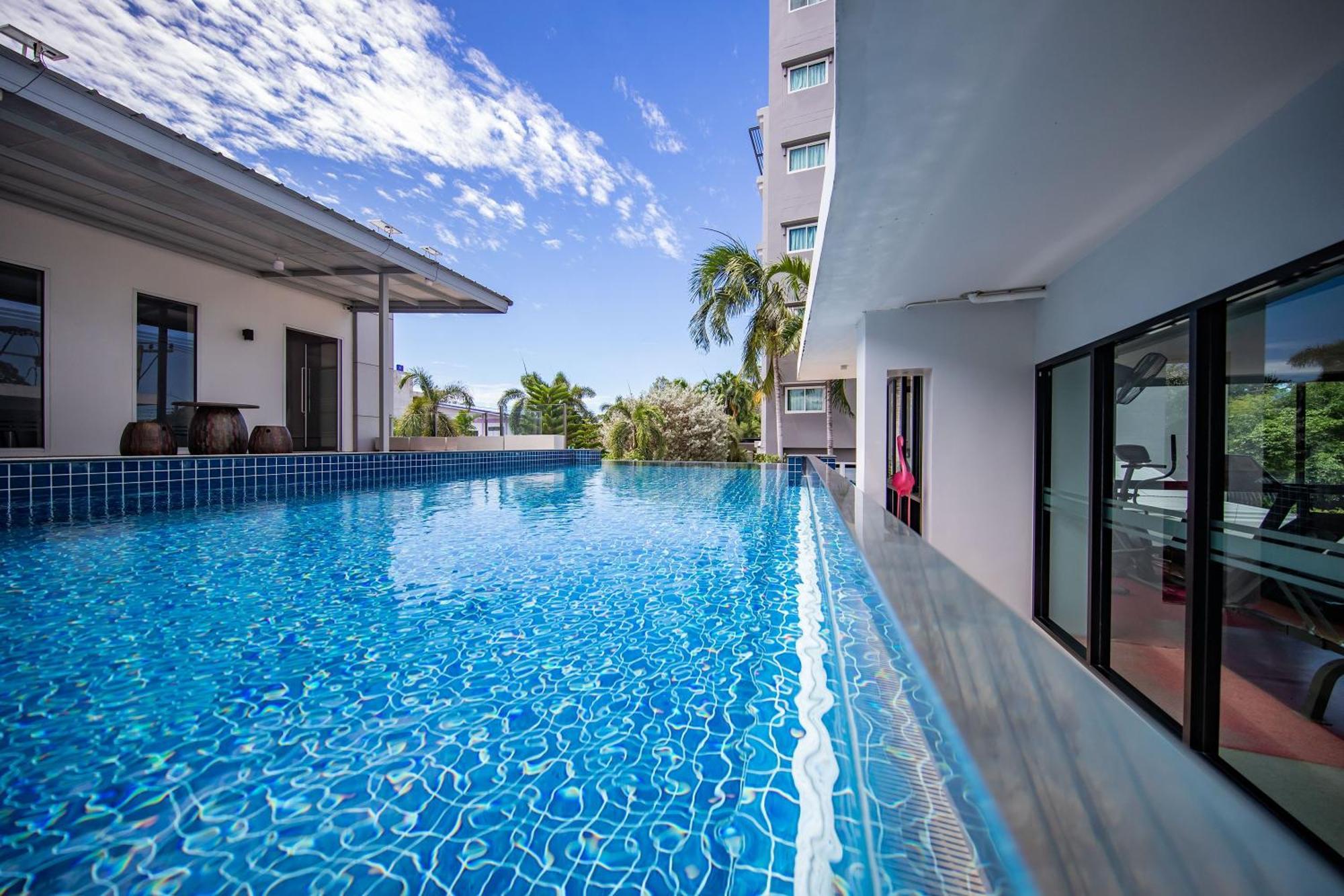 Phavina Hotel Rayong Sha Extra Plus Luaran gambar