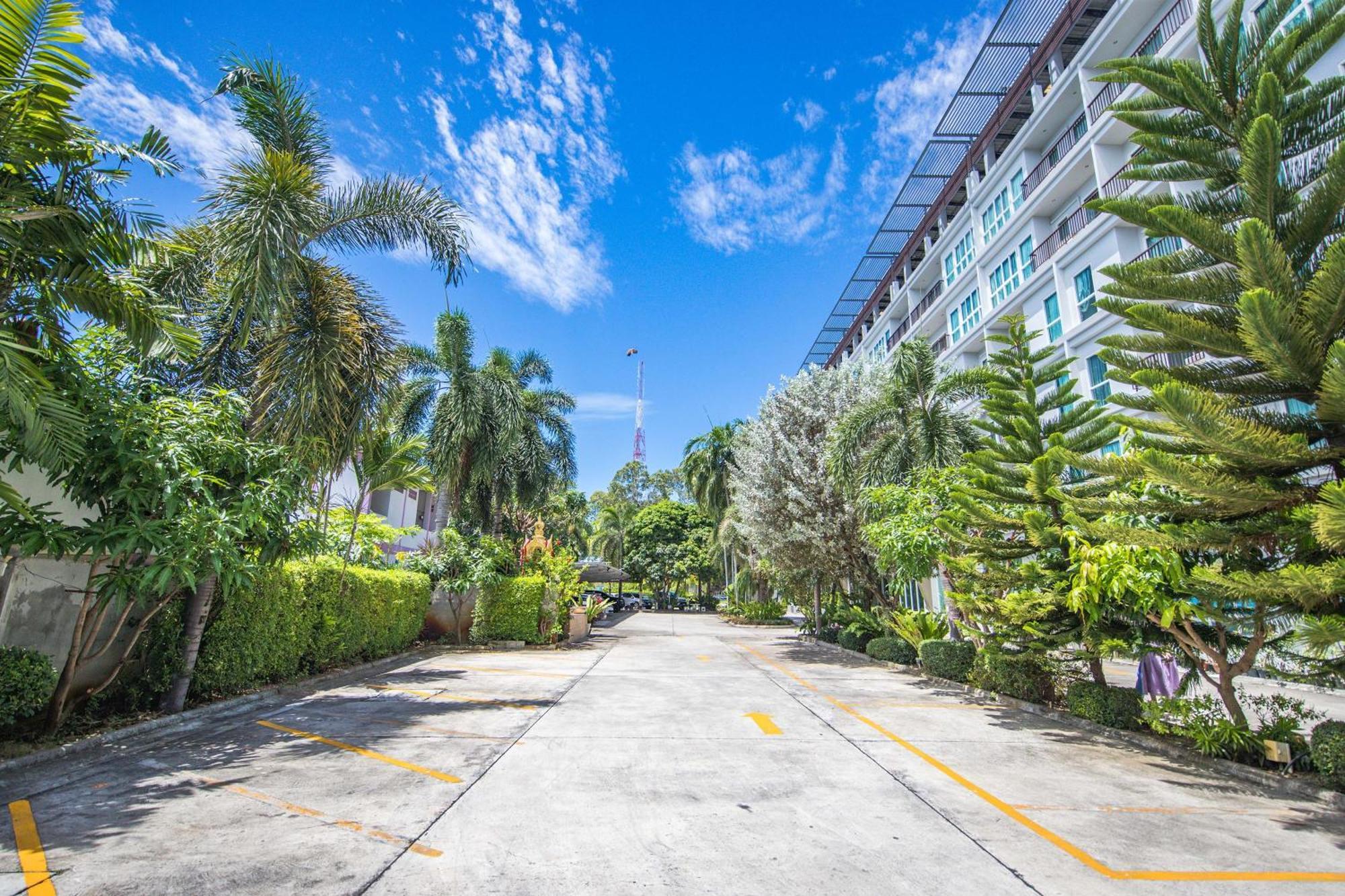 Phavina Hotel Rayong Sha Extra Plus Luaran gambar
