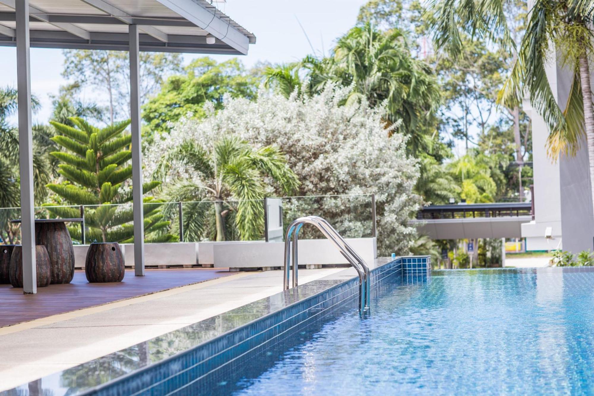 Phavina Hotel Rayong Sha Extra Plus Luaran gambar