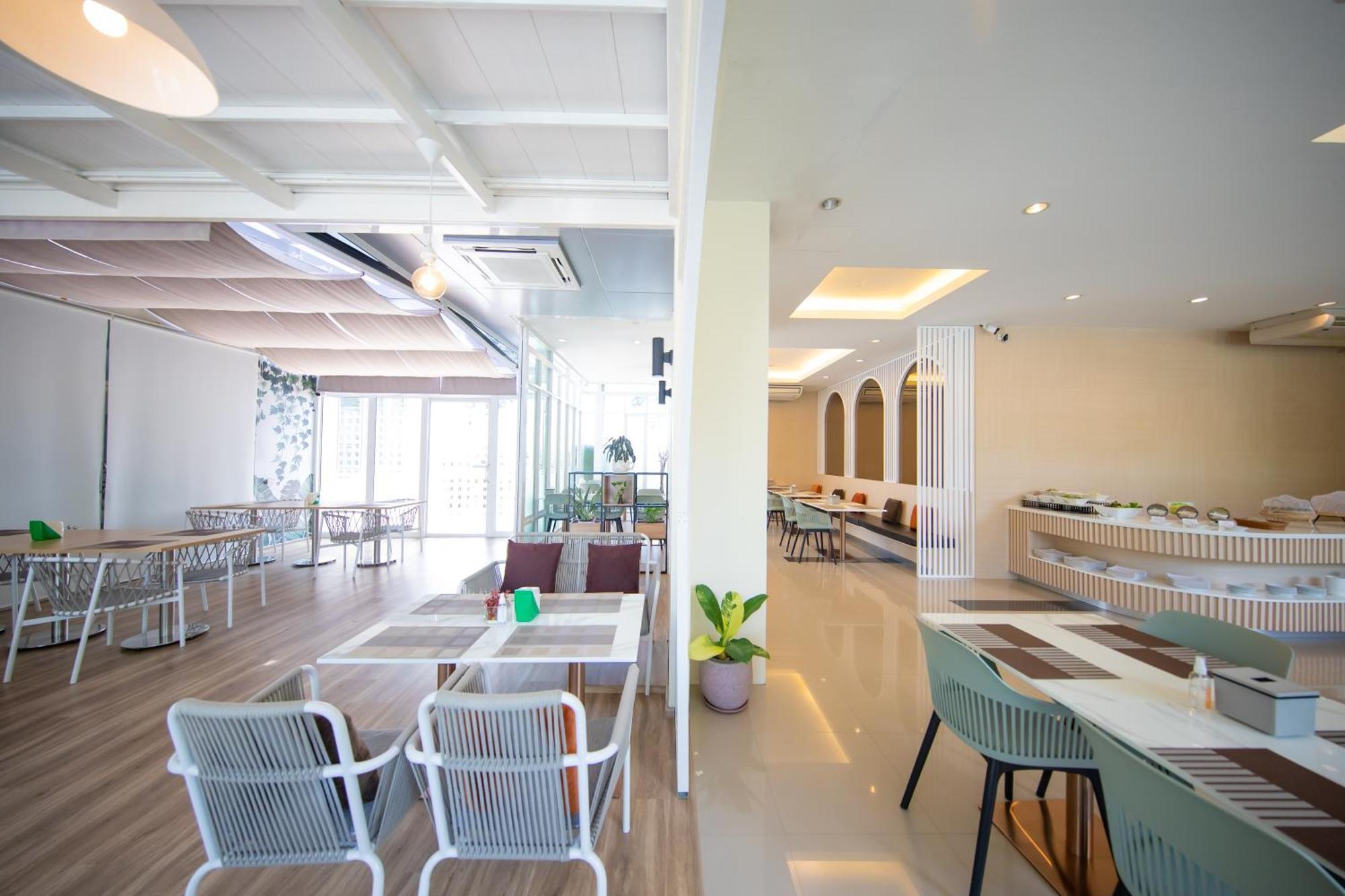 Phavina Hotel Rayong Sha Extra Plus Luaran gambar