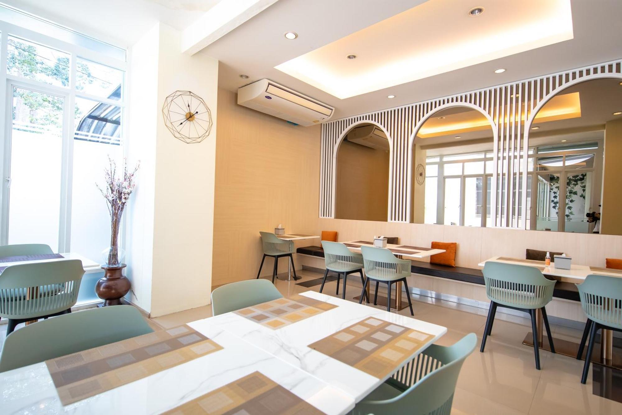 Phavina Hotel Rayong Sha Extra Plus Luaran gambar