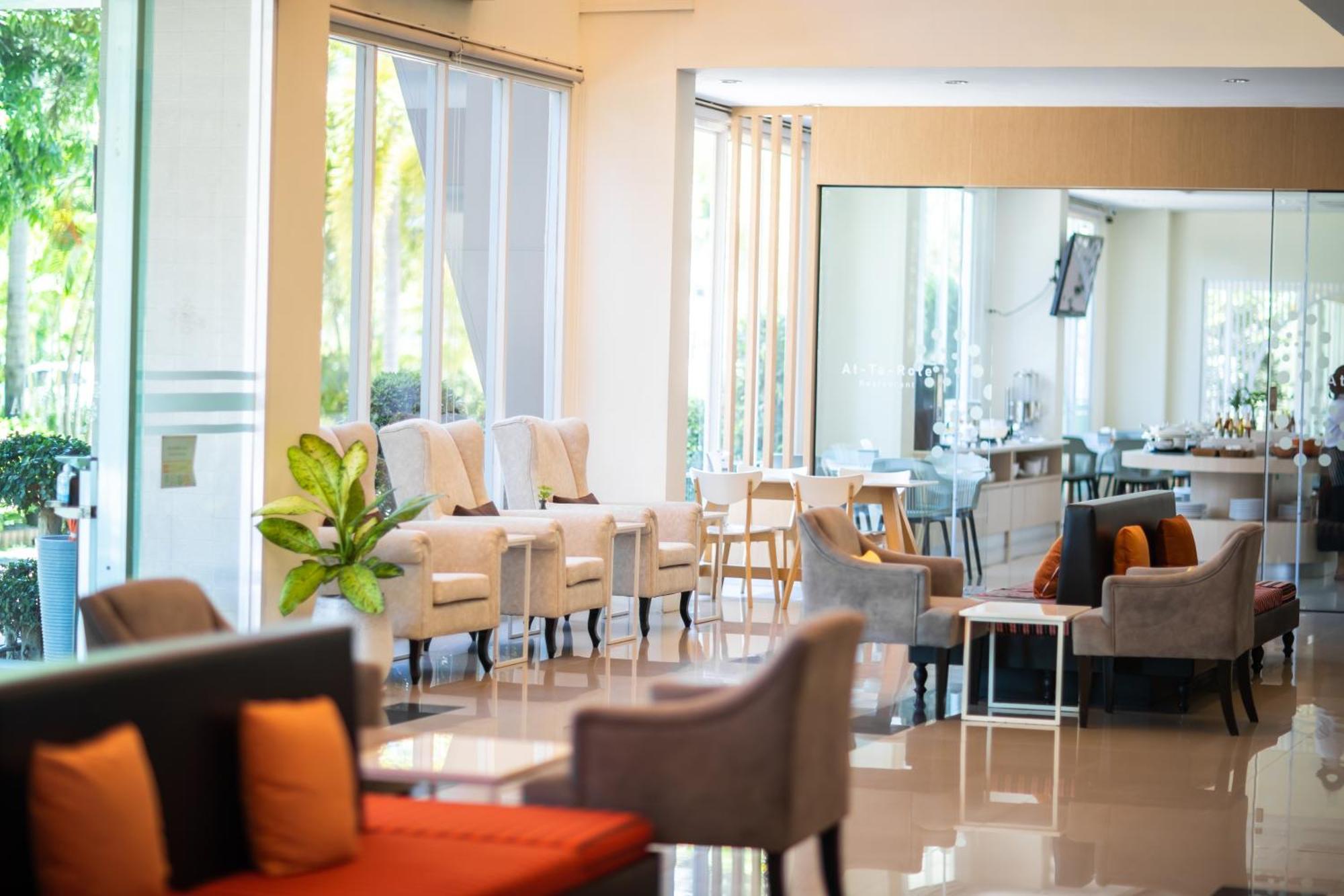 Phavina Hotel Rayong Sha Extra Plus Luaran gambar
